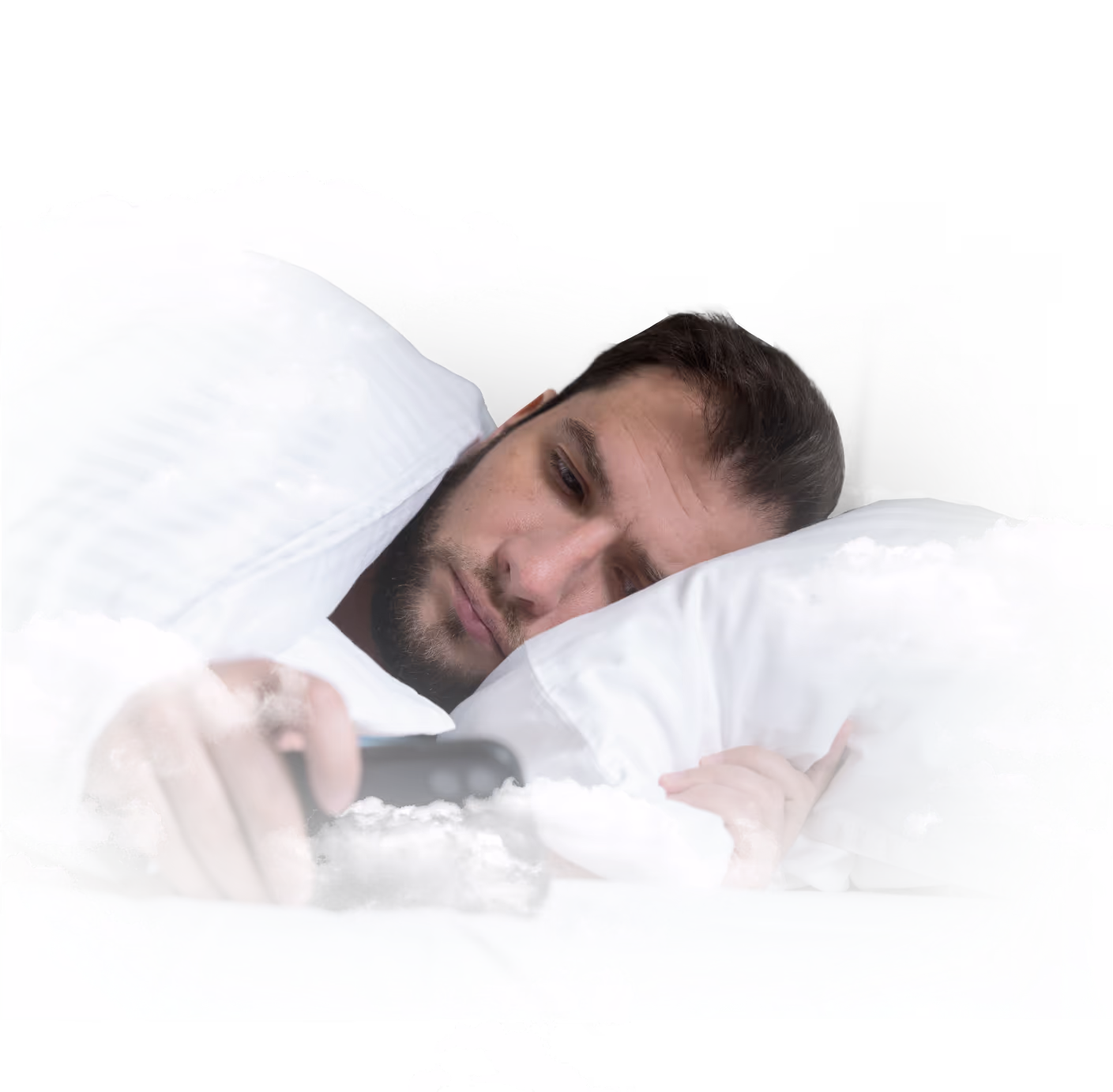 Homem na cama usando celular, representando o impacto da tecnologia na qualidade do sono.